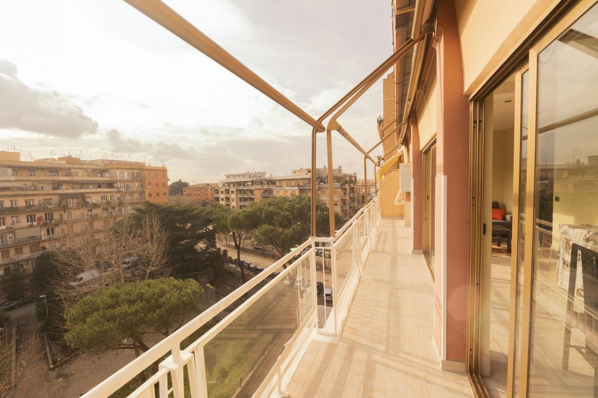 Apartment Spacious And Bright 3br Family Rom