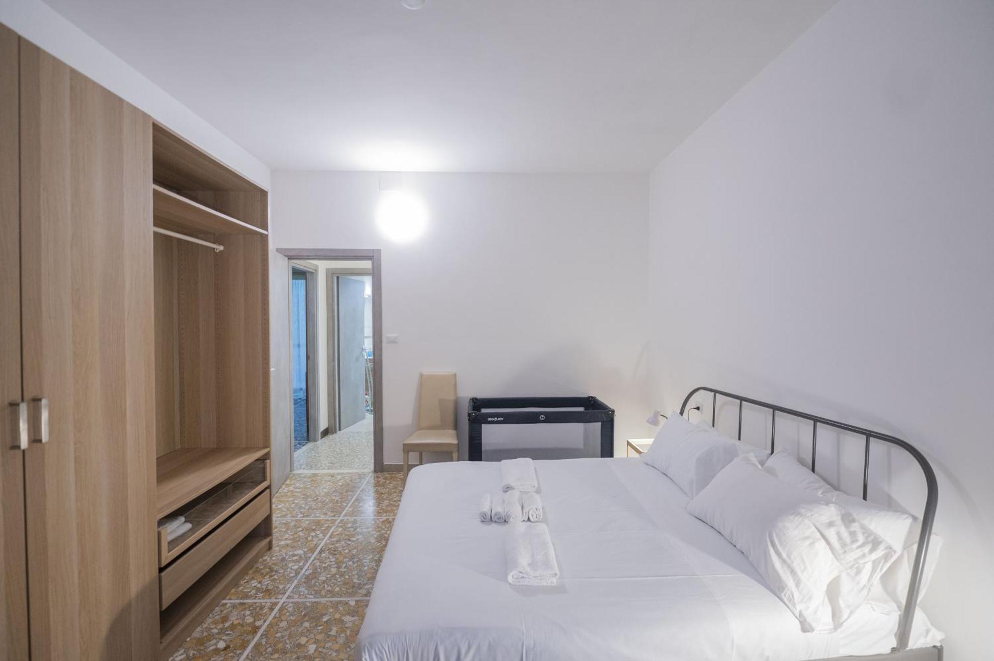 Spacious And Bright 3br Family Apartment